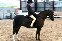 Jessica-McCowan-and-Rhoson-Akubra-