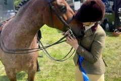 Mia-sarginson-and-Linsfort-Rowan