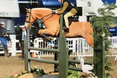 Emilia-Kangurs-and-Bowmount-Rusty