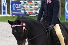Sophie-Turner-and-Cosford-Vanguard