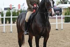 Jada-Kane-and-Burnockmill-Entertainer