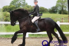 Olivia-swailes-and-Griseburn-Honey-_