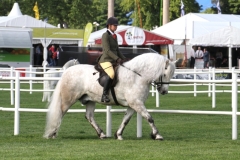 Elizabeth-hamilton-and-Mozart-of-Millfield