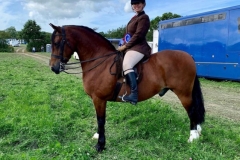 Lauren-Bullock-and-Cascob-Temeraire