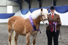 Alicia-Houlihan-and-Tina