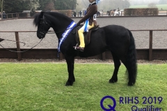 Isabel Turner and Newoak diamond queen