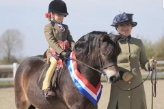 Jennifer-Frost-and-Badleybridge-Ab-Fab