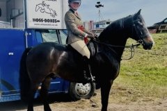 Jada-Kane-and-Burnockmill-Entertainer