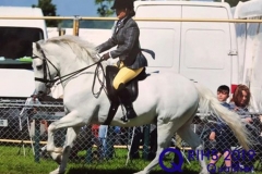 Georgina-Dewar-and-Kippure-Conquistador