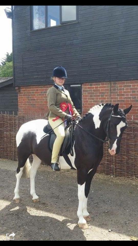 Maesmynis Tywysoges Edina & Rachel leek