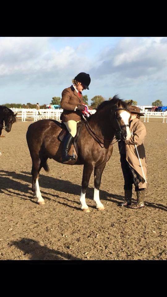 Fourjoys Flash Robin and Sarah Parker