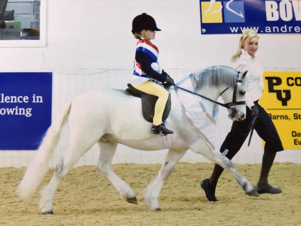 Thistledown Van Der Vaart and Hannah Wilson