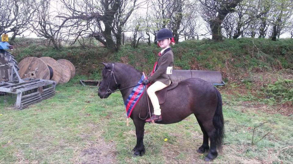 Isobel Hanson and Sharptor Bellisima
