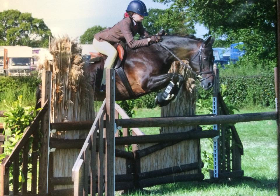 Hanmere Mavarick ridden by Sinead Cox