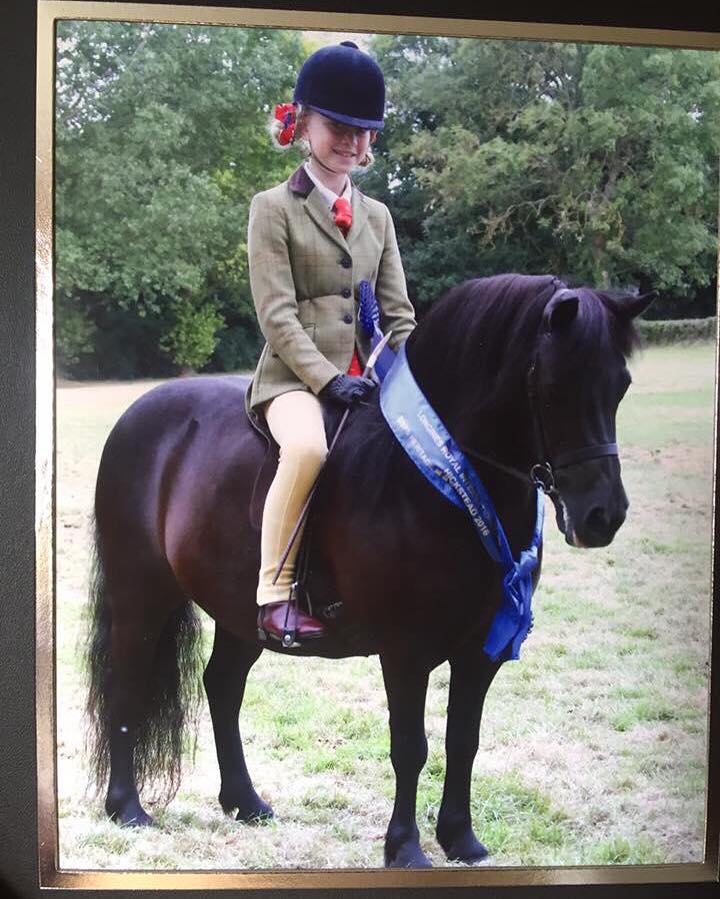 Isobel Hanson and Sharptor Bellisima