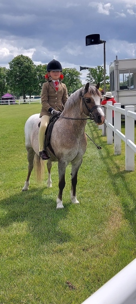Poppy-Hughes-and-Wellesbourne-Prince-Charming