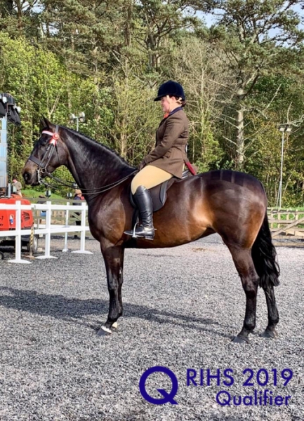 Abi Dymond and Moylough Aruba