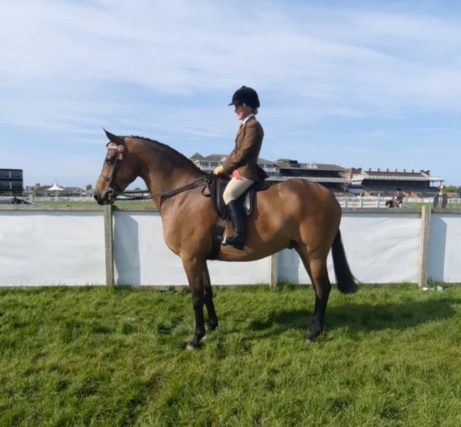 Emma-Burrow-and-Strinesdale-Marksman