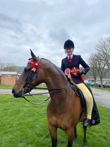 Ellie-harrington-and-Roseberry-final-edition