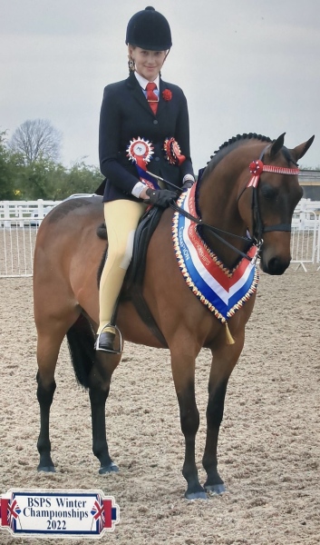 Ellie-Harrington-and-Roseberry-final-edition