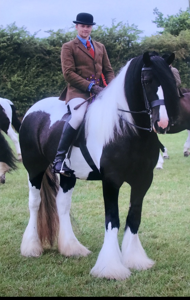 David Bennett and Greateaves Mysterious Girl