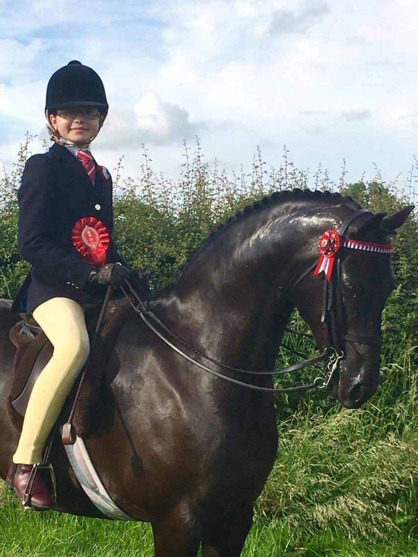 Tabitha Wood and Archwood Romeo Gigle