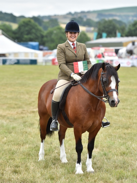 Kayleigh-Catton-and-Rivervalley-Rubin