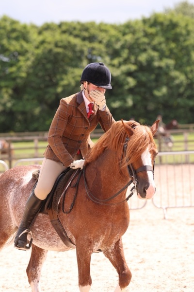 Robyn-Jayne Hadland and Garlance flash jac