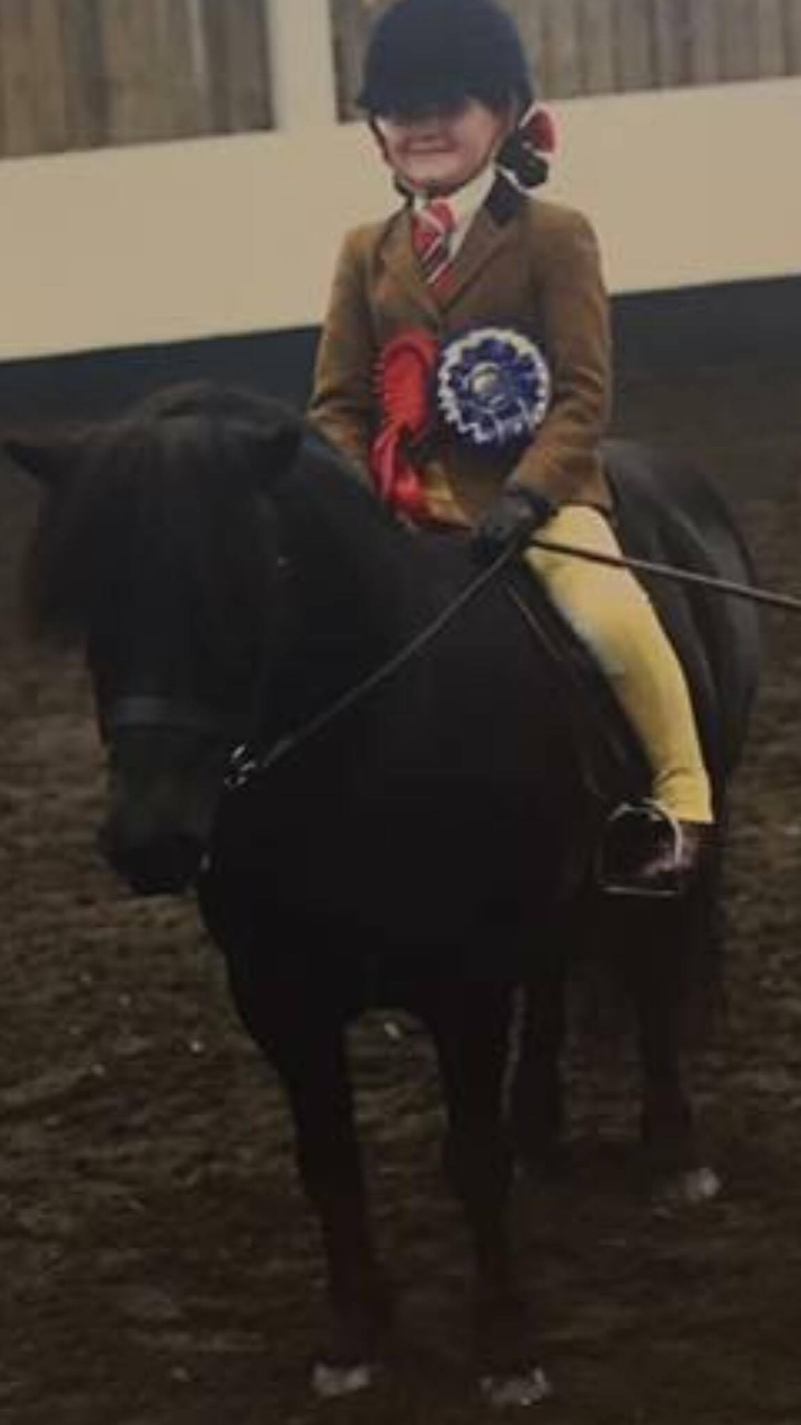 Jennifer sellers and Horning glow hawkshead
