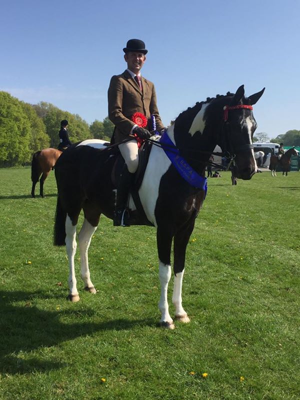 Wards Place Picture Perfect and Peter Hodgkinson