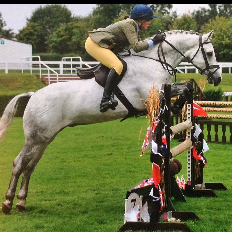 Anna Layfield and Derrygimbla Boy