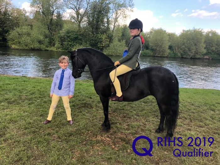 Cerys Holley and Newoak Gold Edition