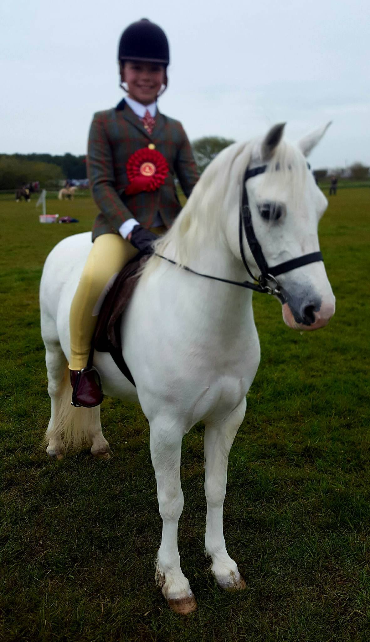 Bonnie Follows andThistledown Scots Luck