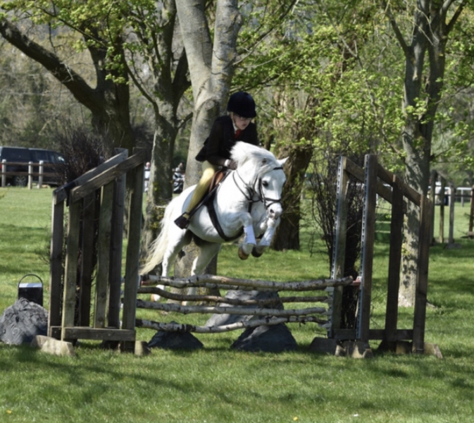 Chloe-Owen-and-Sarum-Phoenix