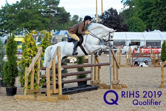 Sarah Robson and Carrigoir Melody